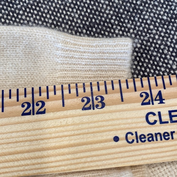 Charter Club 100% Pure Cashmere luxury cashmere Sweater Size Medium - Picture 8 of 9
